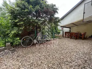 Casa individuala , 4 camere,2 bai, garaj, acces auto, 575 teren - imagine 5