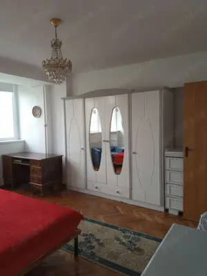 Inchiriez apatament 3 camere 2bai.zona Unirii, Rond Cosbuc,et.4din8 - imagine 9