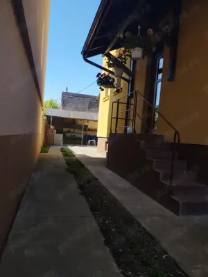 Vând casă 3 camere zona Lidl 14 Mai - imagine 5