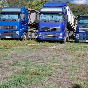 De vanzare 3 ansambluri basculabile VOLVO