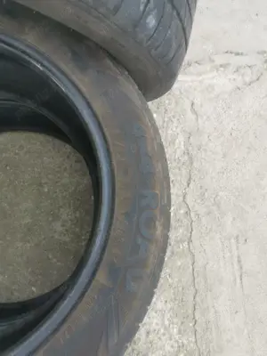 De vanzare 4 anvelope  235/55 R 19 4x4 ROAD 