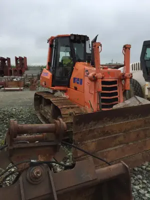 Buldozer FIAT HITACHI FH 150 D,an fabricatie 2002,15 tone,lama in 6 poziti,