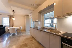 Casă de închiriat în Dumbrăvița – 4 dormitoare, 2 băi, Pădure | Com 0% - imagine 13