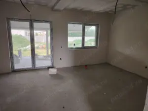 De vanzare duplex in Mosnita Noua , aproape de Calea Buziasului , 148000 euro NEGOCIABIL - imagine 4