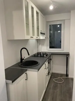 Asamblare mobilier - imagine 4