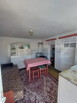 Casa de vanzare, cu 3 camere, 85 mp, 151 mp teren, zona centrala Turda - imagine 10