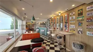 Benzinarie si restaurant de vanzare pe Calea Lugojului - imagine 3