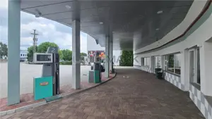 Benzinarie si restaurant de vanzare pe Calea Lugojului - imagine 9