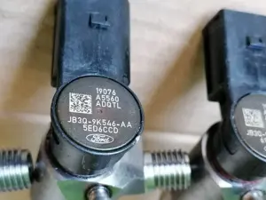 2215551 JB3Q-9K546-AA JB3Q9K546AA VDO Injector Ford Transit 2.0 TDCI / Ford Ranger T6 MK3 Euro 6 - imagine 2