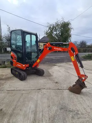 Miniexcavator Kubota KX016-4  An fabricație, 2021  pret 21000 euro PLUS TVA, putin negocialil