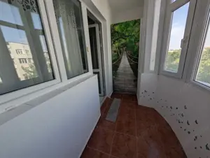 Renovat, 2 camere decomandate - 64 mp , etaj intermediar, Nord - imagine 7