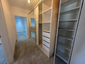 Renovat, 2 camere decomandate - 64 mp , etaj intermediar, Nord - imagine 11