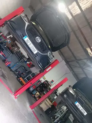 Service auto Irlanda  angajeaza mecanic auto cu experienta  cazare transport  750 saptamana  - imagine 3