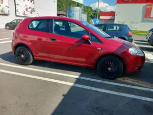 Vând Fiat Geande Punto, 1250 cm3, An 2010 - imagine 2