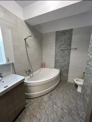 Inchirez regim hotelier Militari - imagine 4