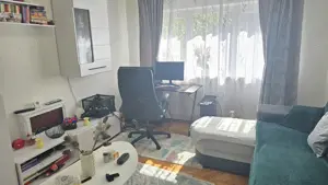 Vand apartament cu 2 camere decomandat in Deva, zona Eminescu (Profi), etaj 1, - imagine 2