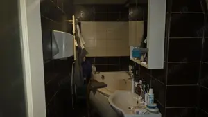 Vand apartament cu 2 camere decomandat in Deva, zona Eminescu (Profi), etaj 1, - imagine 9