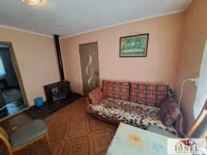 Casa de vanzare in zona Vintu cu 10.790 mp teren - imagine 2