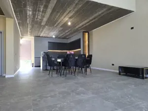 Vila intr-un peisaj idilic la 15 minute de capitala, pret imbatabil! - imagine 12