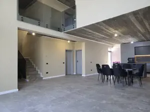 Vila intr-un peisaj idilic la 15 minute de capitala, pret imbatabil! - imagine 11