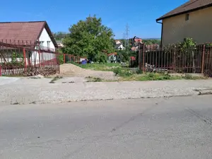 Vând teren intravilan zalau