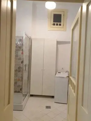 Ultracentral - Inchiriere apartament 2 camere - Str. Targului - imagine 2