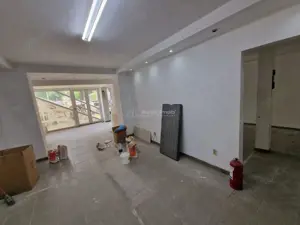 Resita Sp.Com. 82 mp.Micro 1, Bulevard - imagine 4