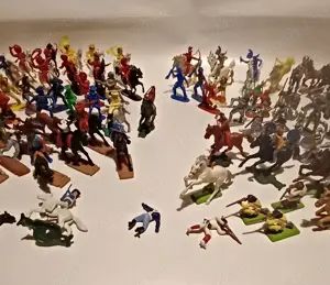 Cowboy si indieni de plastic de jucărie  - imagine 2