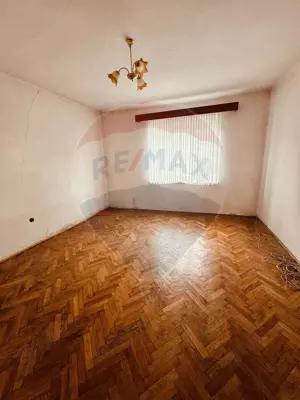 Casă / Vilă cu 3 camere de vânzare în zona Vest - imagine 8