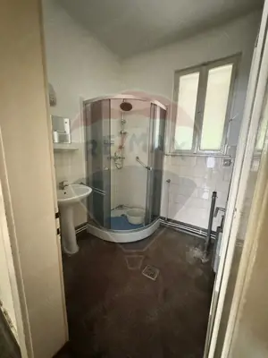 Casă / Vilă cu 3 camere de vânzare în zona Vest - imagine 11