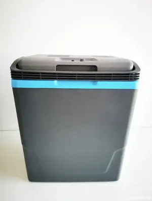 Lada frigorifica auto 30L răcire   încălzire 12V   230V