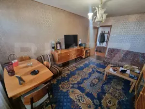 Apartament de vanzare, cu 3 camere, 64 mp, zona Craiovita Noua