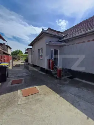 Casa individuala cu 4 camere, teren 857 mp, zona Materna