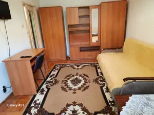 Proprietr, inchiriez garsoniera 32mp, central, confort 1,etaj 3, balcon, complet utilat. Tel. 0722.3