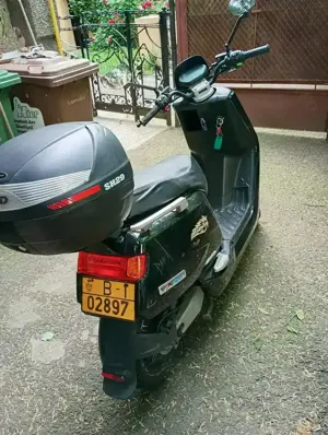 Scuter electric NIU N 1 SPORT - imagine 2 Scuter electric NIU N 1 SPORT - imagine 2