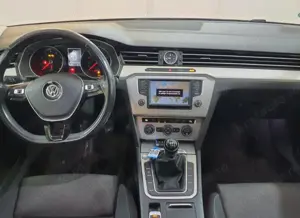 VW Passat 1.4 benzina-150 CP, an 2017, EURO 6, import Germania, Finanțare rate- Garanție 12 LUNI  - imagine 6