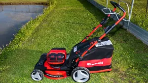 Mașină de tuns gazon   iarba Einhell GE-CM 36 47 Professional
