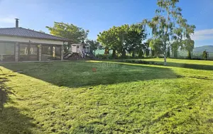 Structura Generoasa Zona Linistita - imagine 3