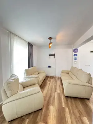 Oportunitate investitie! 2 apartamente, 4 camere, 2 bai, 87 mp, Tineretului