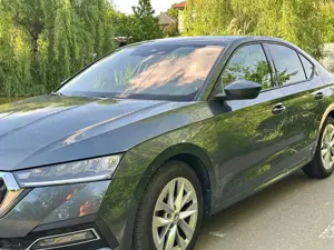 Skoda Octavia 2.0 TDI DSG Ambition - imagine 3