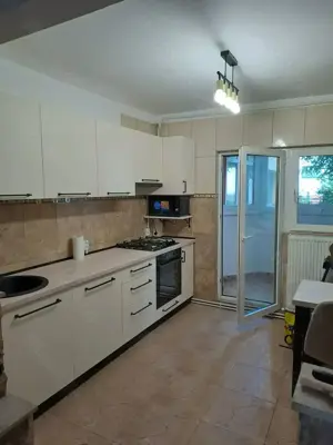 Ap. 3 camere la prima inchiriere in Marasti