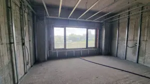 Vand spatiu pretabil birouri, servicii, situat in pitesti, craiove - imagine 6