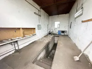 Teren 2100mp si spatii pentru depozitare de inchiriat zona Iosia - imagine 8