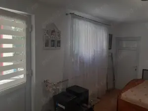 Vanzare Casa din boltari si caramida, mobilata si utilata, aproape str.Hipodrom cu str. Albinei. - imagine 11