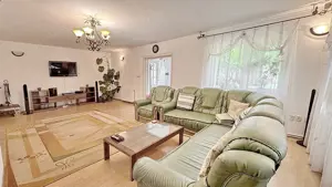 Casa De Vanzare Langa Padure - imagine 5