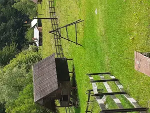 Teren intravilan la munte, Cerna Sat 7 izvoare - imagine 7