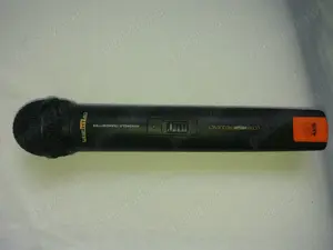 Vînd microfon profesional AKG wireless model WMS40. - imagine 2