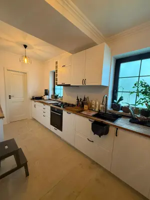 Casa de vanzare cu 5 camere la cateva minute de scoala gradinita Ghisoda - imagine 11