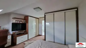 Apartament 3 camere semicentral pe 2 niveluri - imagine 16 Apartament 3 camere semicentral pe 2 niveluri - imagine 16