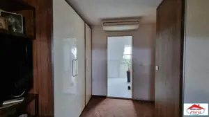 Apartament 3 camere semicentral pe 2 niveluri - imagine 17 Apartament 3 camere semicentral pe 2 niveluri - imagine 17